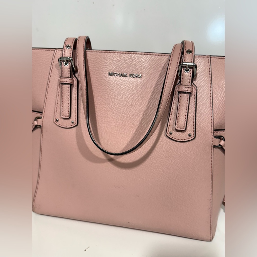 MICHAEL KORS Blush Pink Voyager tote Bag - Picture 10 of 14